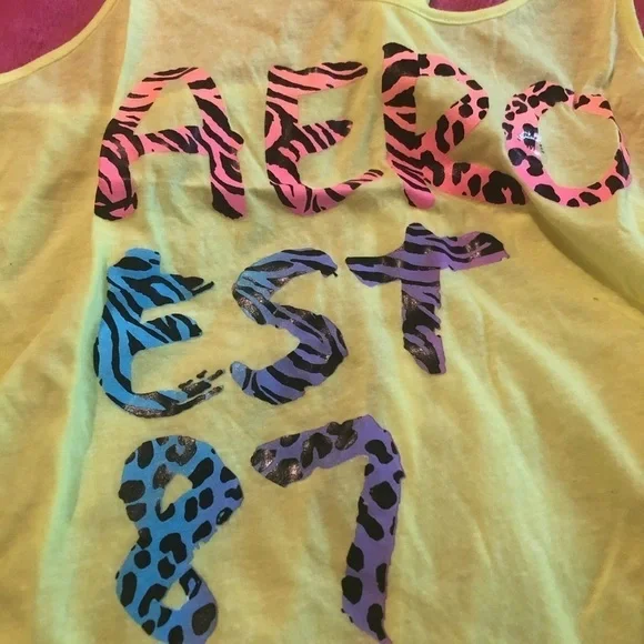 SOLD🩷Free🩷yellow Aeropostale tank open back medium - Picture 2 of 4